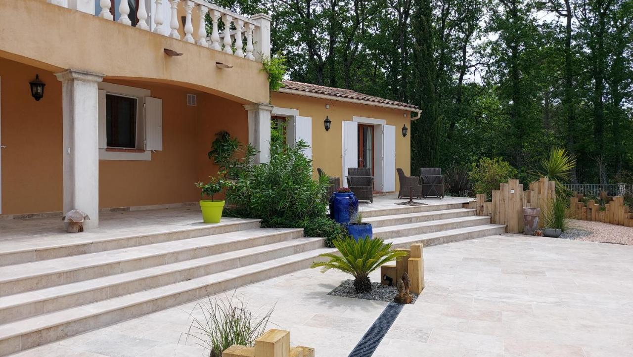 Le Mas Provencal Régusse Exteriör bild